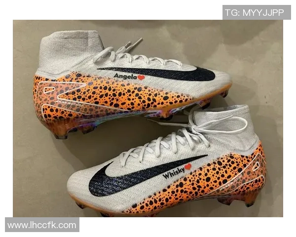 足球巨星联名球鞋潮流演绎运动与时尚完美结合